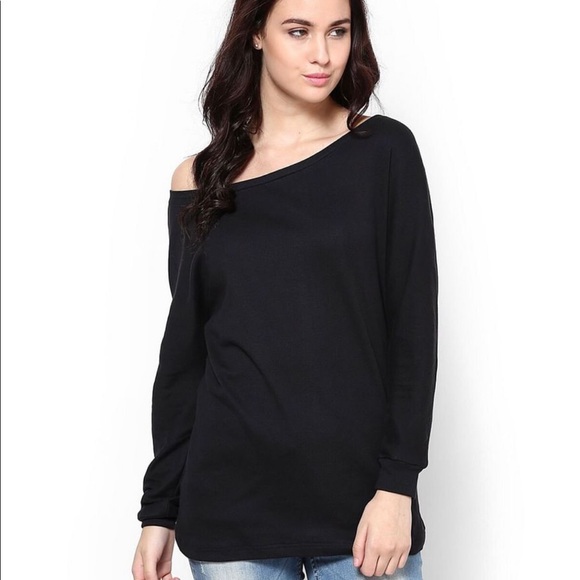femella Tops - Black sweatshirt
